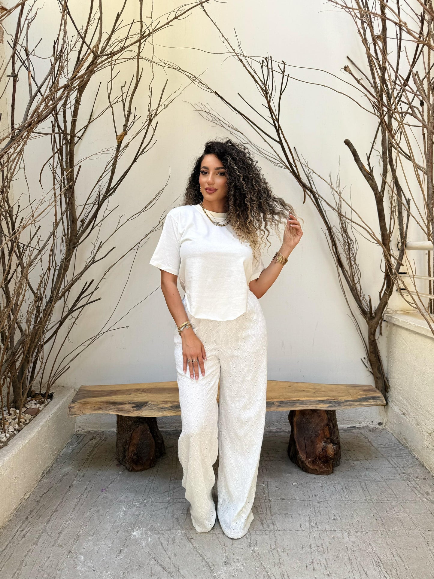 Capri’s White Set