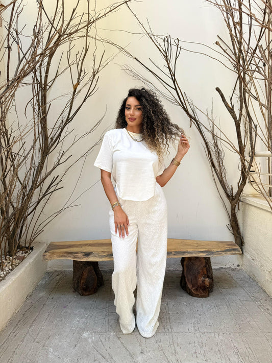 Capri’s White Set