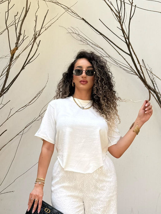 Capri’s White Tee (Non-transparent)